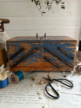 Load image into Gallery viewer, Wooden Cantilever Vintage Sewing Box
