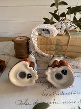 Load image into Gallery viewer, Pair Quail Ceramic Fox Salt Pepper Pots