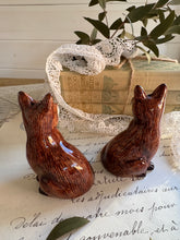 Load image into Gallery viewer, Pair Quail Ceramic Fox Salt Pepper Pots