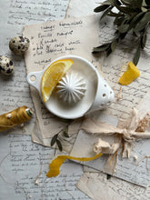 Load image into Gallery viewer, Vintage Lemon Juicer