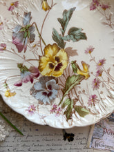 Load image into Gallery viewer, Antique Floral Plate