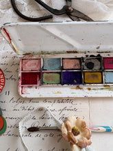 Load image into Gallery viewer, Childs Vintage Paint Set Tin