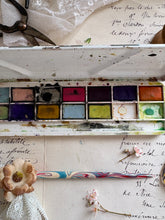 Load image into Gallery viewer, Childs Vintage Paint Set Tin