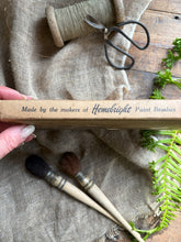 Load image into Gallery viewer, Vintage Paperite Wallpaper Brush