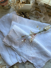 Load image into Gallery viewer, Set of 8 Vintage Linen-Cotton Napkins