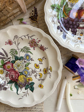 Load image into Gallery viewer, Vintage Copeland Spode Plates