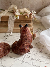 Load image into Gallery viewer, Vintage Red Fox Ceramic Salt & Pepper Pots