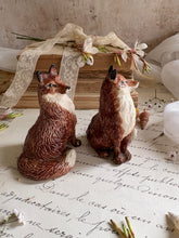 Load image into Gallery viewer, Vintage Red Fox Ceramic Salt & Pepper Pots