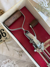 Load image into Gallery viewer, Vintage Boxed Prestige Hand Whisk