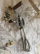 Load image into Gallery viewer, Vintage Boxed Prestige Hand Whisk