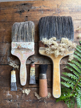 Load image into Gallery viewer, Set of Three Old Decorators Brushes