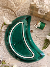 Load image into Gallery viewer, Green Crescent Majolica Dish