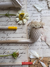 Load image into Gallery viewer, Clay Pipes Collection