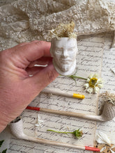 Load image into Gallery viewer, Clay Pipes Collection