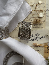 Load image into Gallery viewer, Vintage Napkin Rings