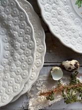 Load image into Gallery viewer, Vintage Copeland Alden Spode Luncheon Plates