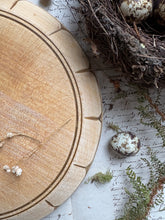 Load image into Gallery viewer, Round Vintage Bread Board – Rustic “BREAD” & Sunflower Designs