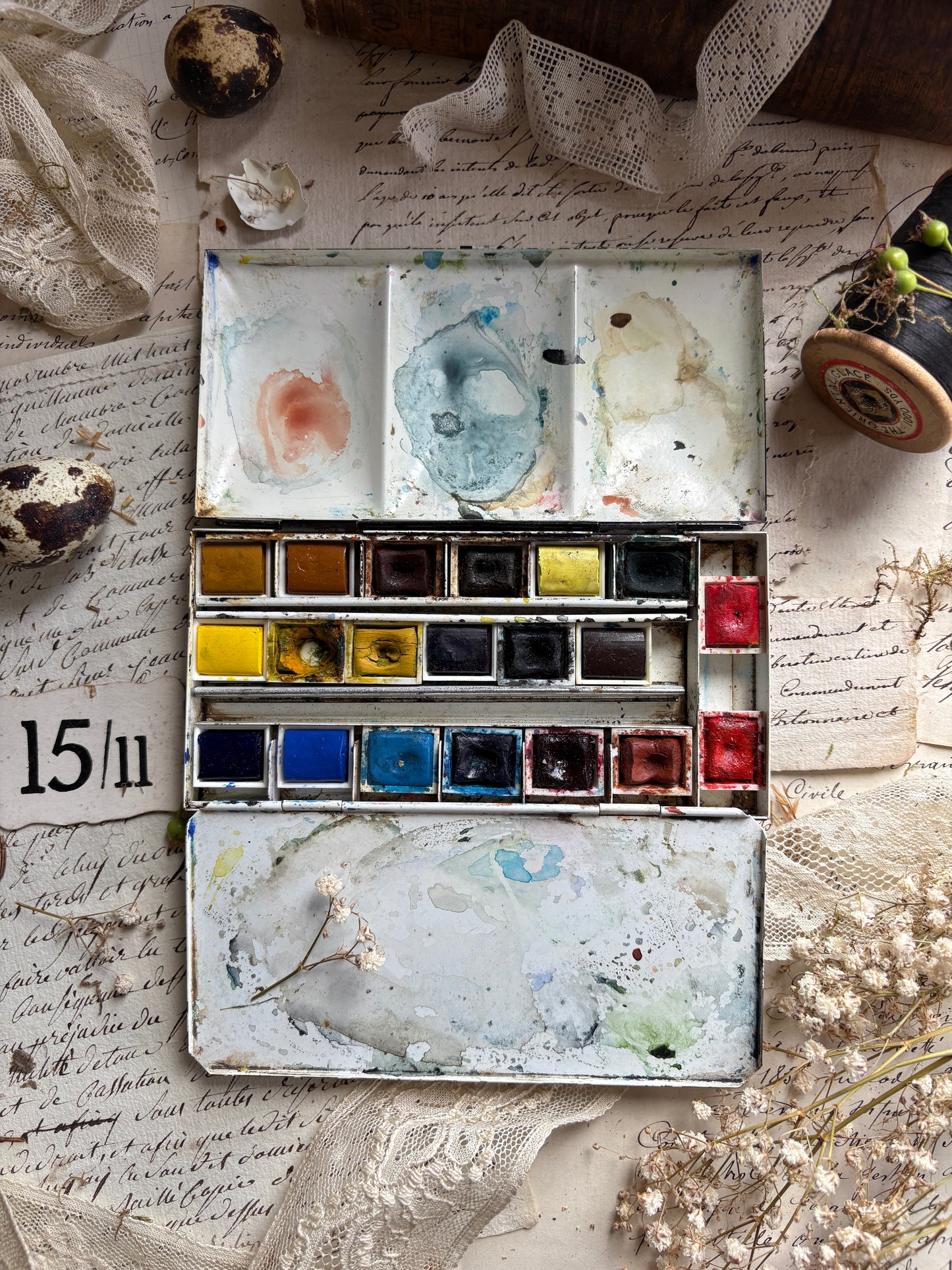 Vintage Winsor & Newton Portable Watercolour Paint Tin