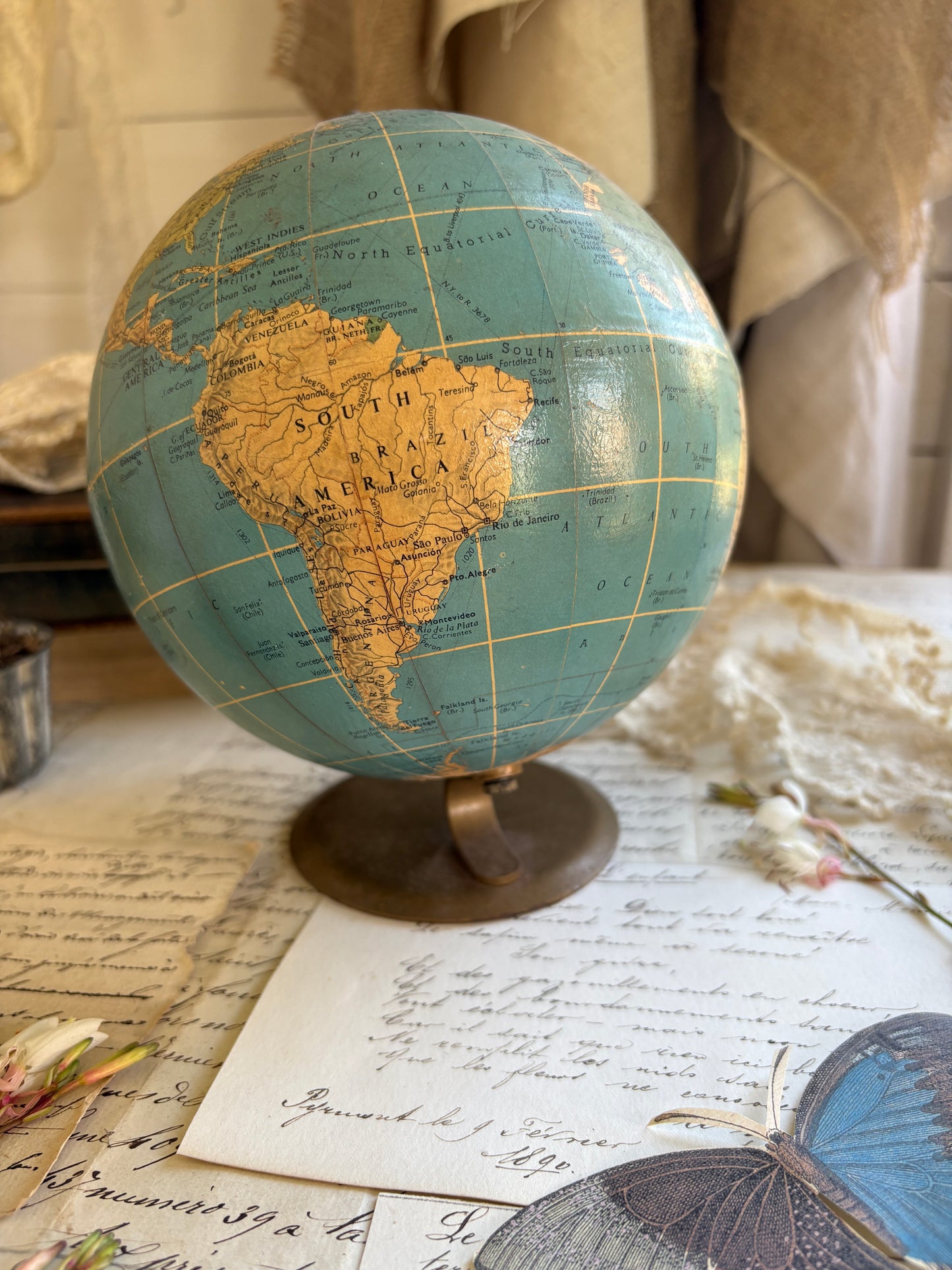 Vintage 1950s Philips London Library Globe