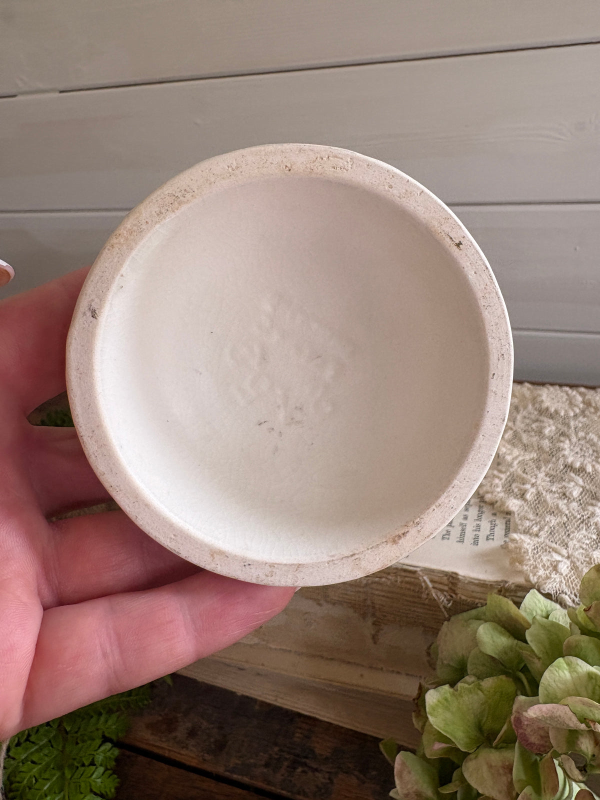 Vintage SylvaC White Ceramic "Hyacinth" Vase