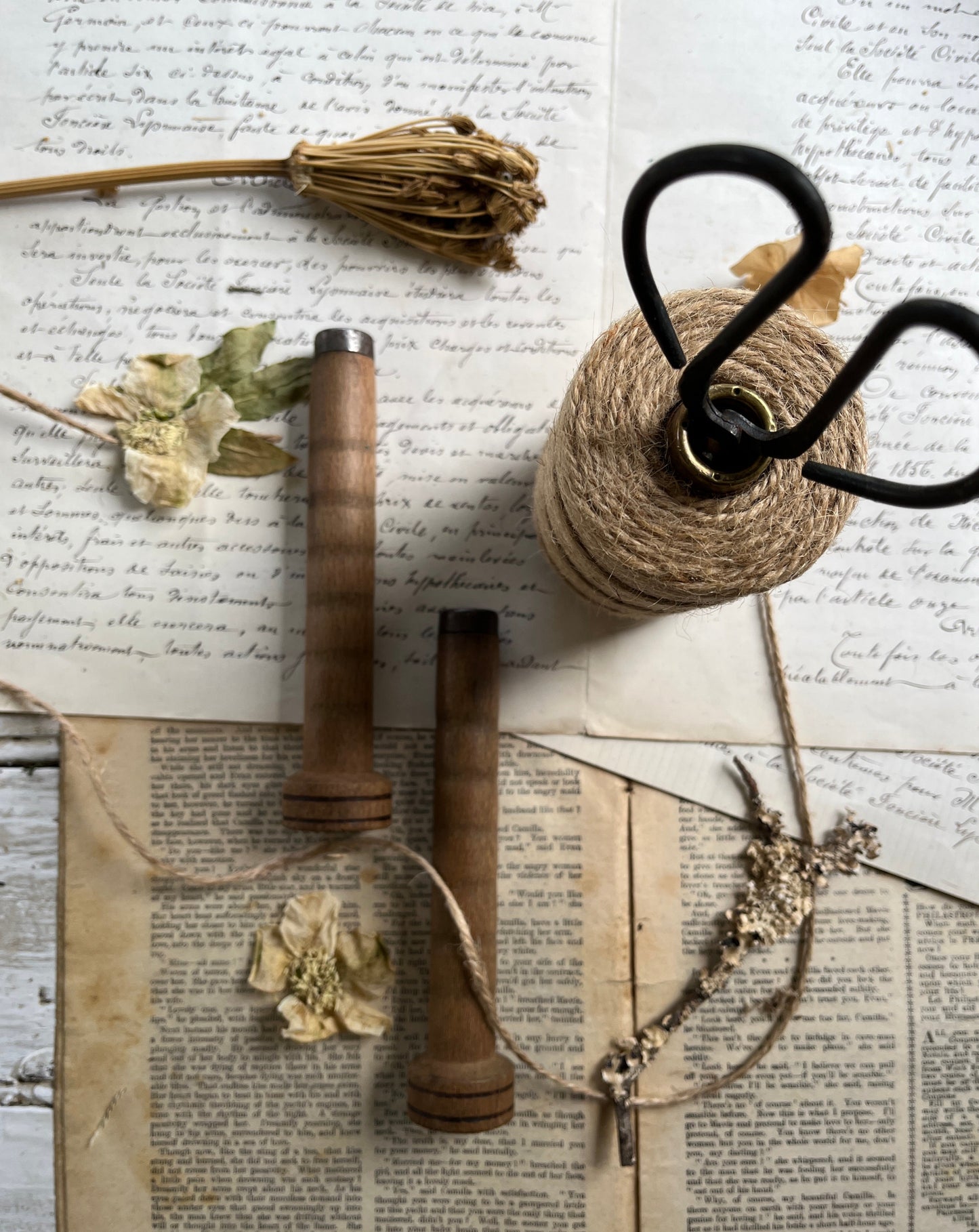 Small Vintage Wooden Bobbins