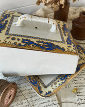 Load image into Gallery viewer, Royal Winton Cheese Dish
