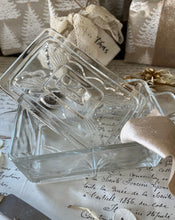 Load image into Gallery viewer, Decorative Glass Butter Dish
