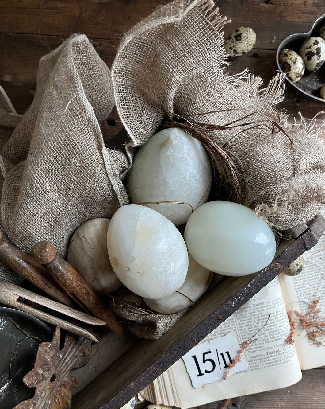 five assorted marble eggs