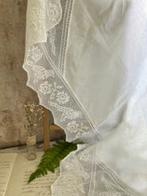 Load image into Gallery viewer, Vintage Lace  Linen Tablecloth
