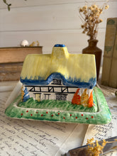 Load image into Gallery viewer, Vintage Cottage Design Butter Dish
