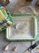 Load image into Gallery viewer, Vintage Cottage Design Butter Dish
