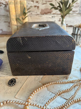 Load image into Gallery viewer, Vintage Leather Jewellery Box
