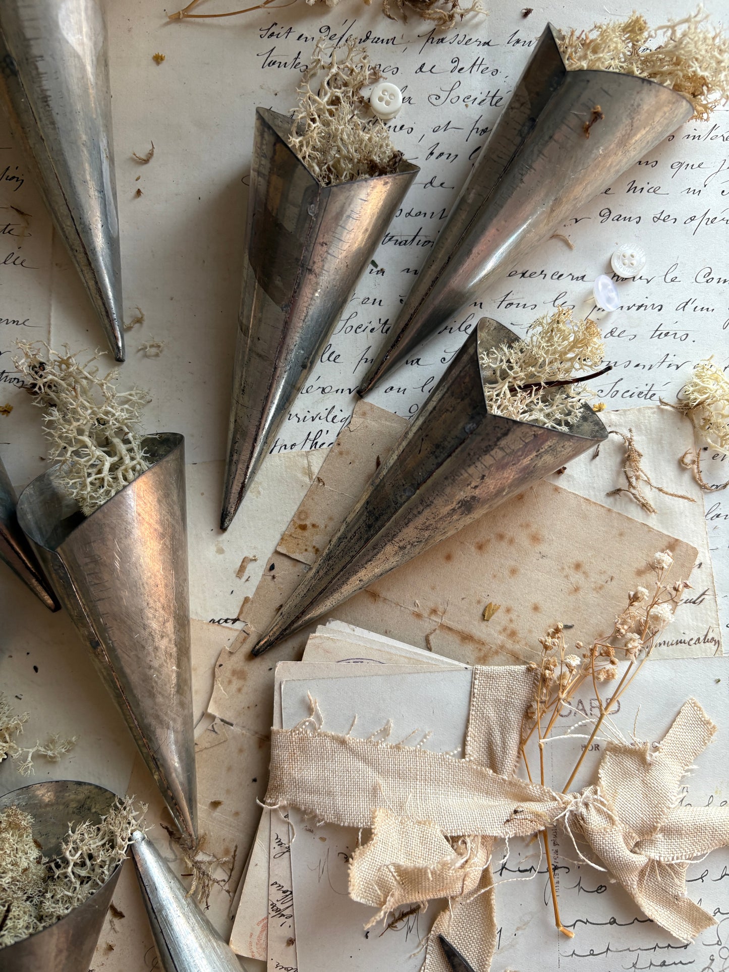 Set Of Nutbrown Vintage Cream Horns