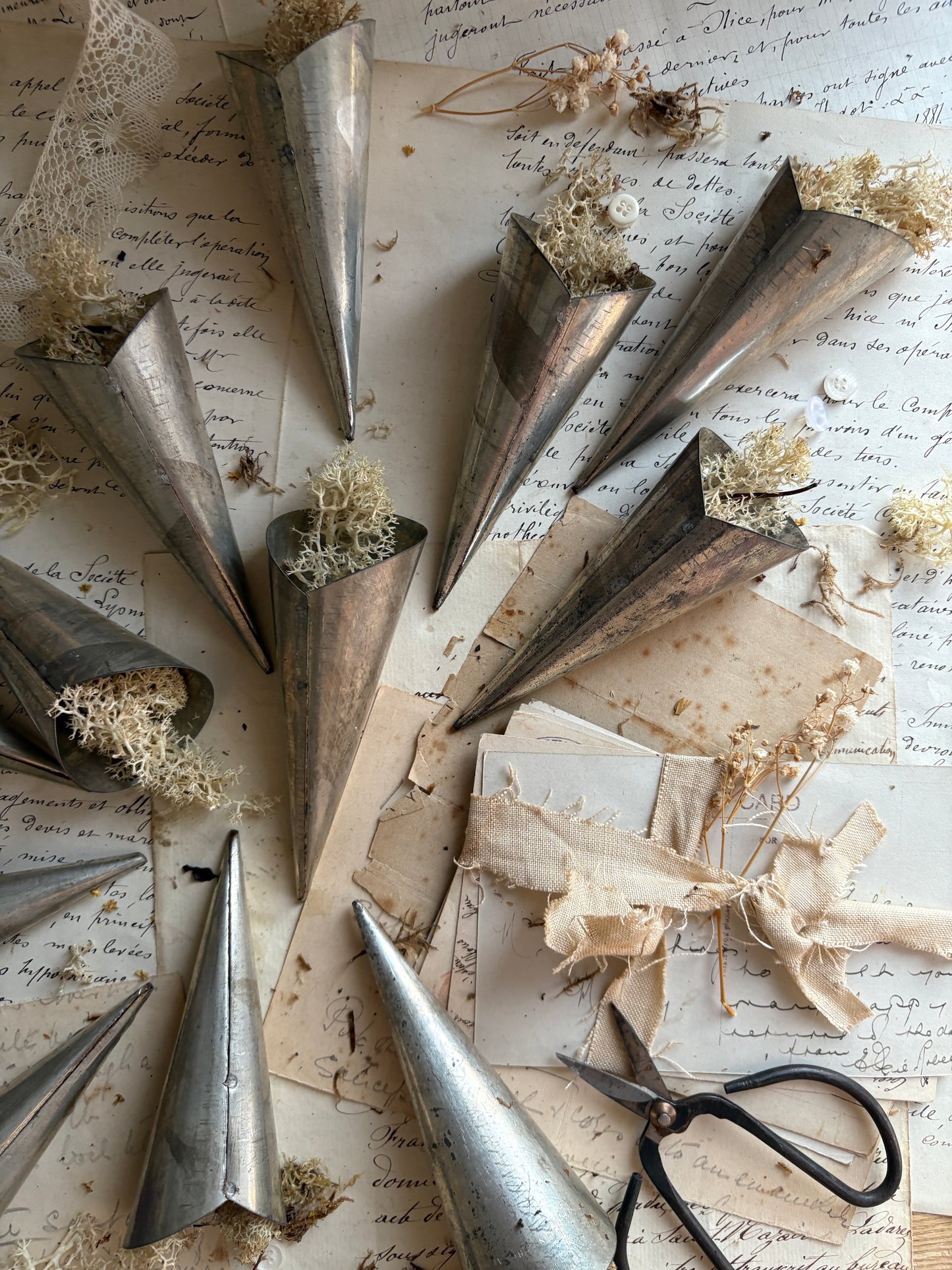 Set Of Nutbrown Vintage Cream Horns