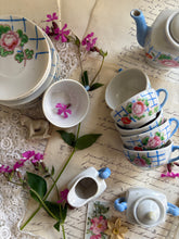 Load image into Gallery viewer, Vintage Children&#39;s Floral Tea Set
