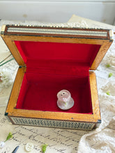 Load image into Gallery viewer, Vintage Mother Of Pearl Jewellery Box
