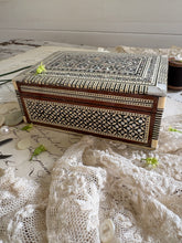 Load image into Gallery viewer, Vintage Mother Of Pearl Jewellery Box
