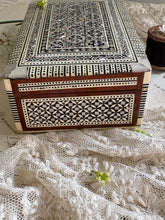 Load image into Gallery viewer, Vintage Mother Of Pearl Jewellery Box

