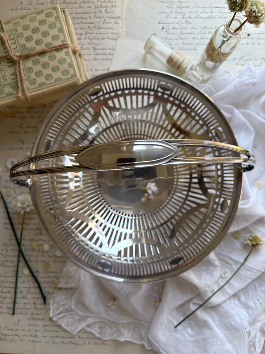 Mappin & Webb Silver-Plated Pierced Bride’s Basket Tray