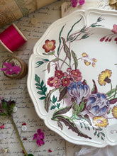 Load image into Gallery viewer, Wedgewood Etruria Floral Plate
