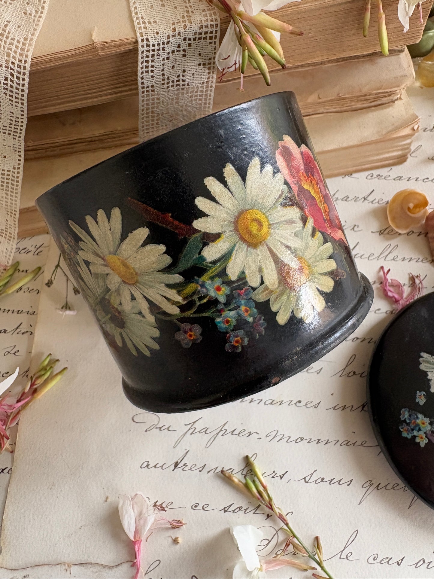 Vintage Black Papier-Mâché Round Pot with Lid