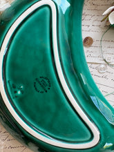 Load image into Gallery viewer, Green Crescent Majolica Dish
