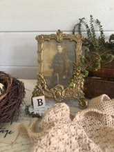 Load image into Gallery viewer, Vintage Brass Photo Frames

