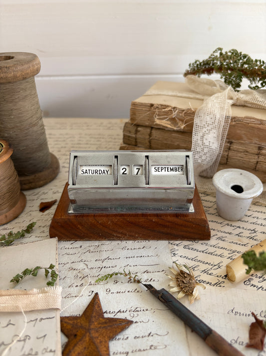 Vintage Perpetual Desk Calendar