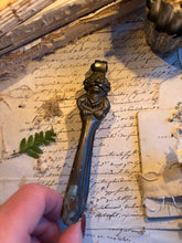 Load image into Gallery viewer, Antique Lincolnshire Imp Nutcracker
