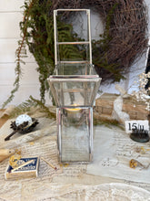 Load image into Gallery viewer, Glass Star Tea Light Holder
