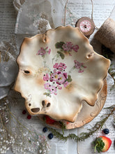 Load image into Gallery viewer, Victorian Crownford Ware Berry Drainer &amp; Plate – Floral Design
