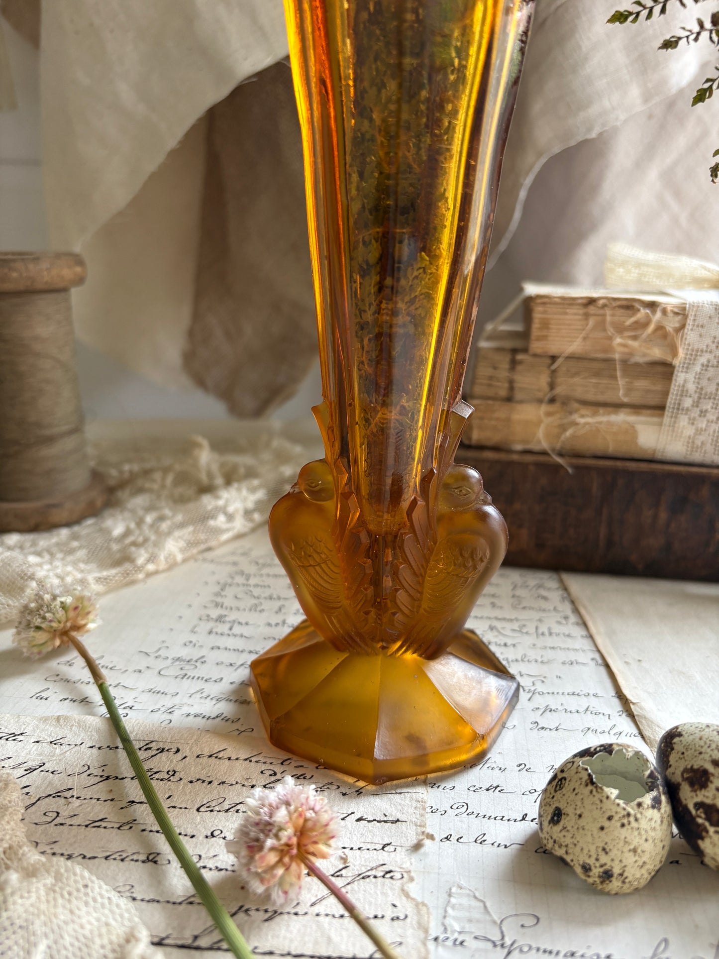 Vintage Czech Amber Glass Pigeons / Tauben Vase