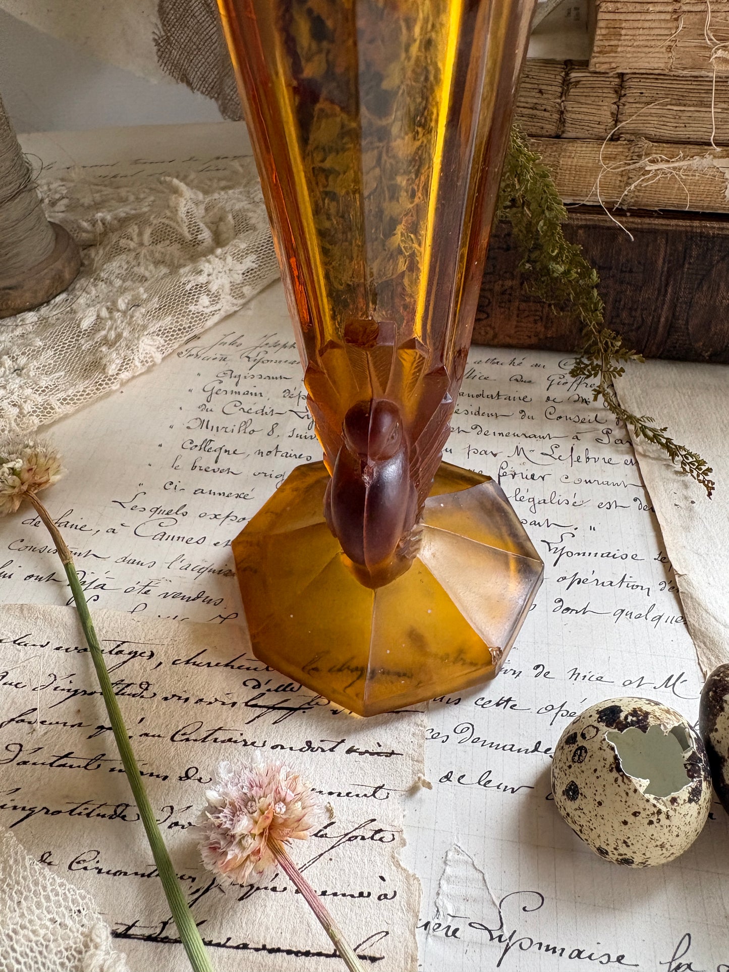 Vintage Czech Amber Glass Pigeons / Tauben Vase