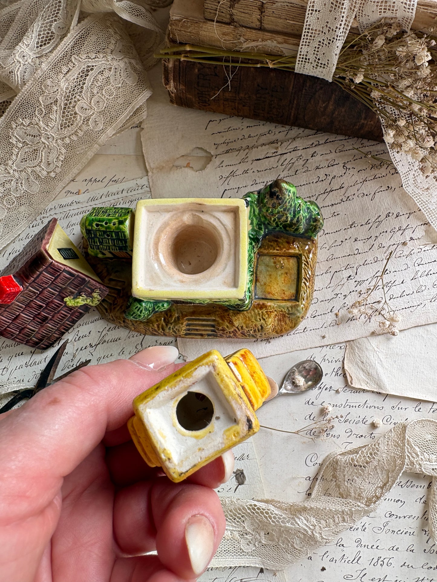 Vintage Japanese Cottage Cruet Set